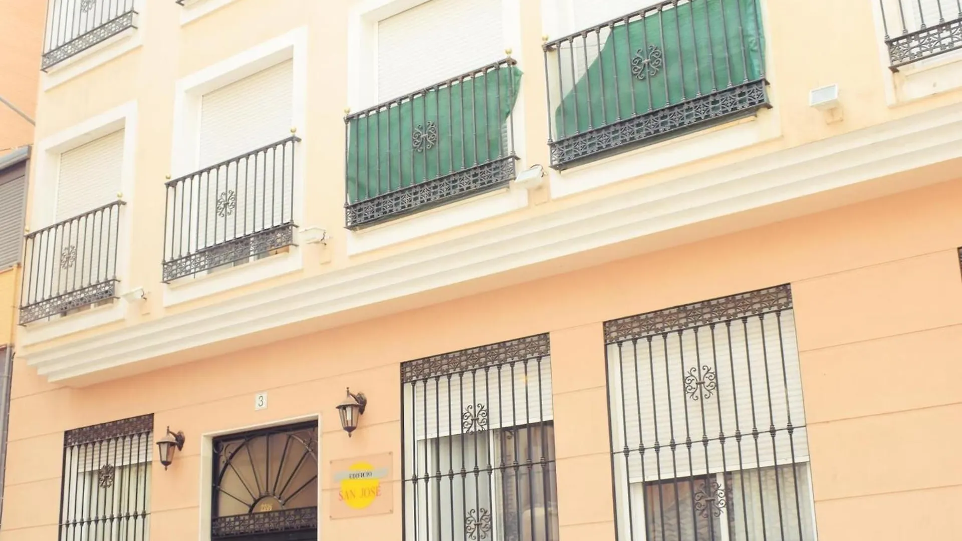 Bea'S Home: Cozy Apartment On The Outskirts Of Malaga Centre Spain